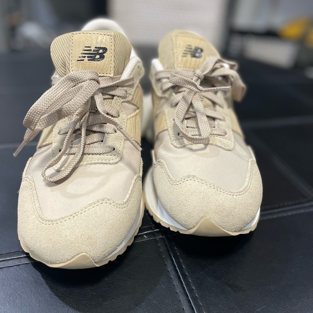 New Balance Beige/Tan Retro Runner Sneakers - Picture 5 of 10